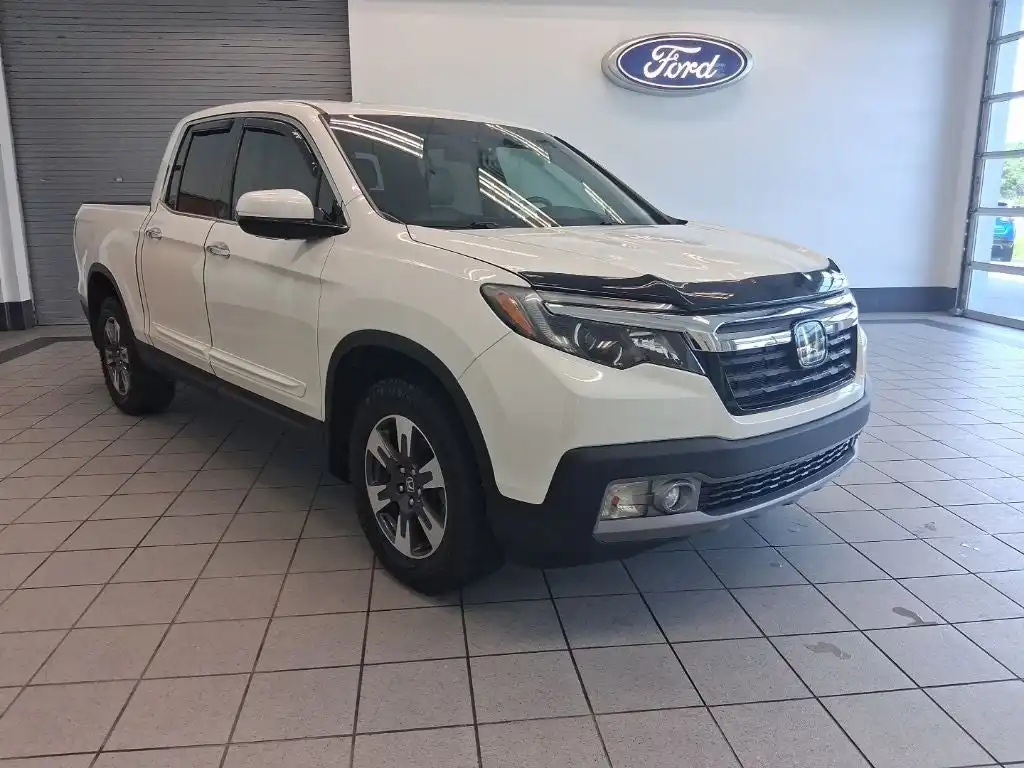 2019 Honda Ridgeline RTL-E AWD's photo