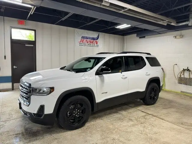 2023 GMC Acadia AT4 AWD's photo