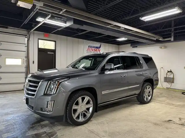 2019 Cadillac Escalade AWD Premium Luxury's photo