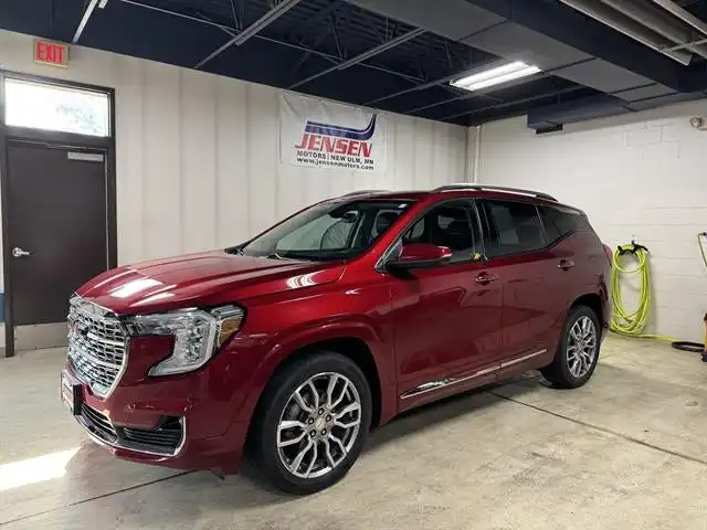 2023 GMC Terrain Denali AWD's photo