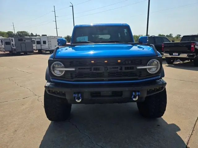 2023 Ford Bronco Outer Banks 4WD Advanced photo 3