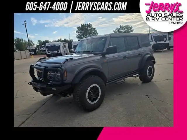2023 Ford Bronco Badlands 4WD's photo