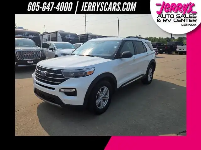 2023 Ford Explorer XLT 4WD's photo