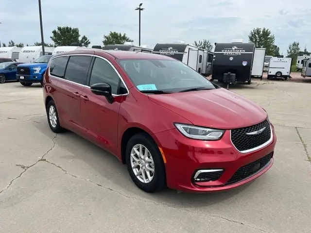 2025 Chrysler Pacifica Select photo 3