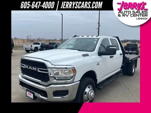 2024 RAM 3500 Tradesman 4X4 Crew Cab's photo