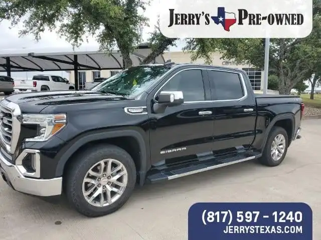 2022 GMC Sierra 4WD Crew Cab Short Box SLT's photo