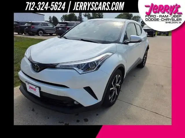 2019 Toyota C-HR Limited's photo