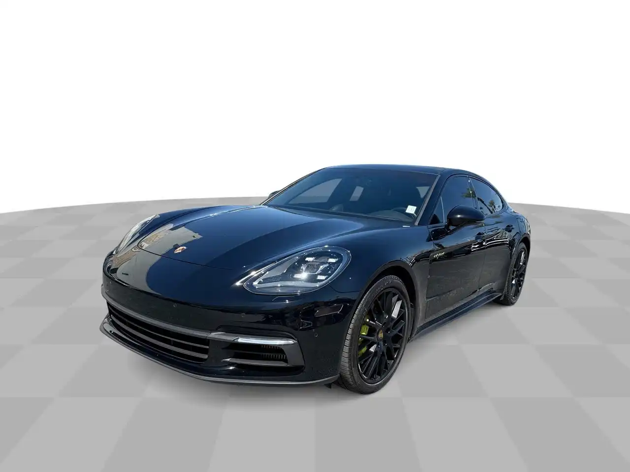 2019 Porsche Panamera 4 E-Hybrid's photo