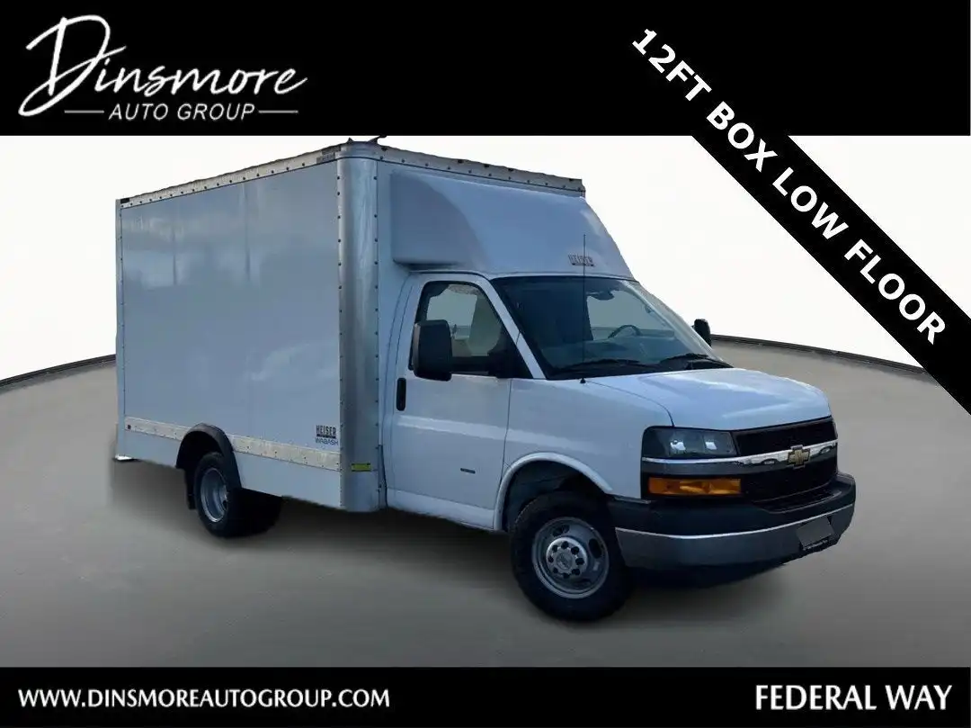 2025 Chevrolet Express 3500 139" WB's photo