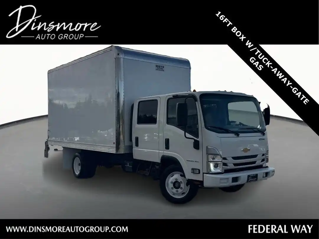 2024 Chevrolet Low Cab Forward's photo