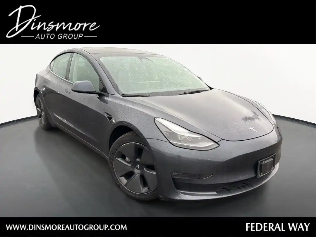 2022 Tesla Model 3 Long Range Dual Motor All-Wheel Drive's photo