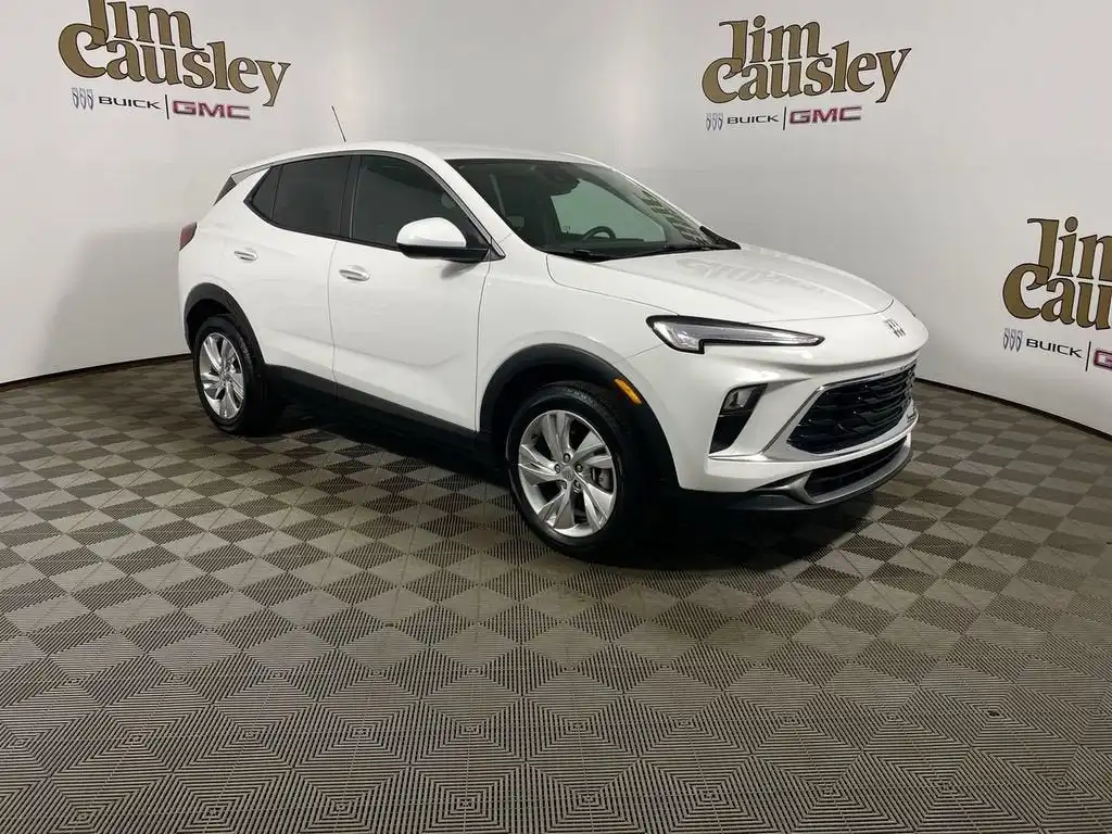 2024 Buick Encore GX Preferred's photo