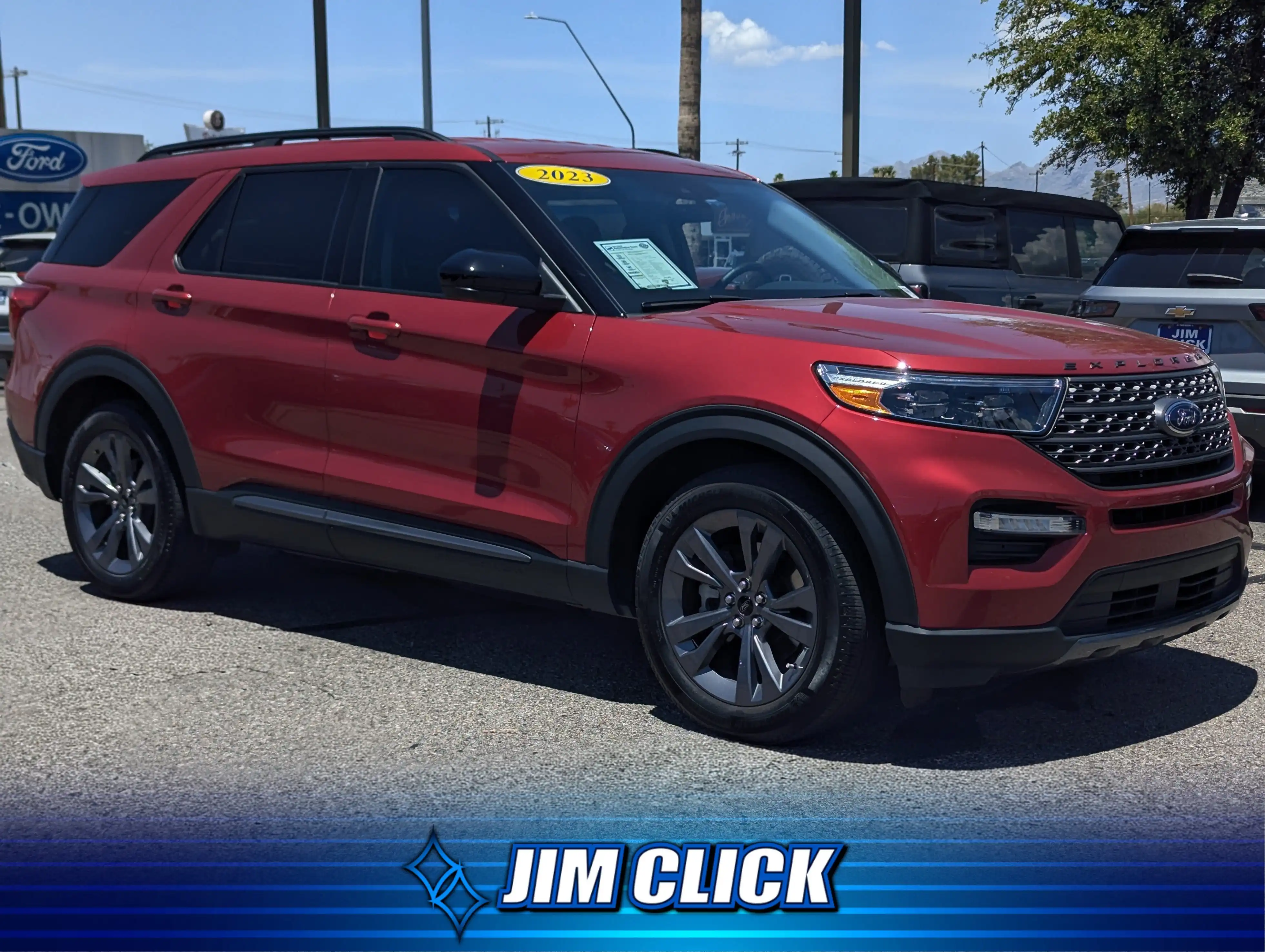 2023 Ford Explorer XLT RWD's photo