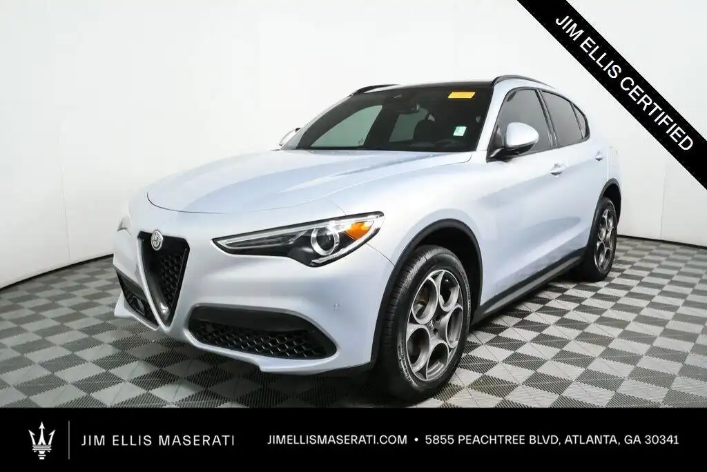 2023 Alfa Romeo Stelvio Sprint RWD's photo