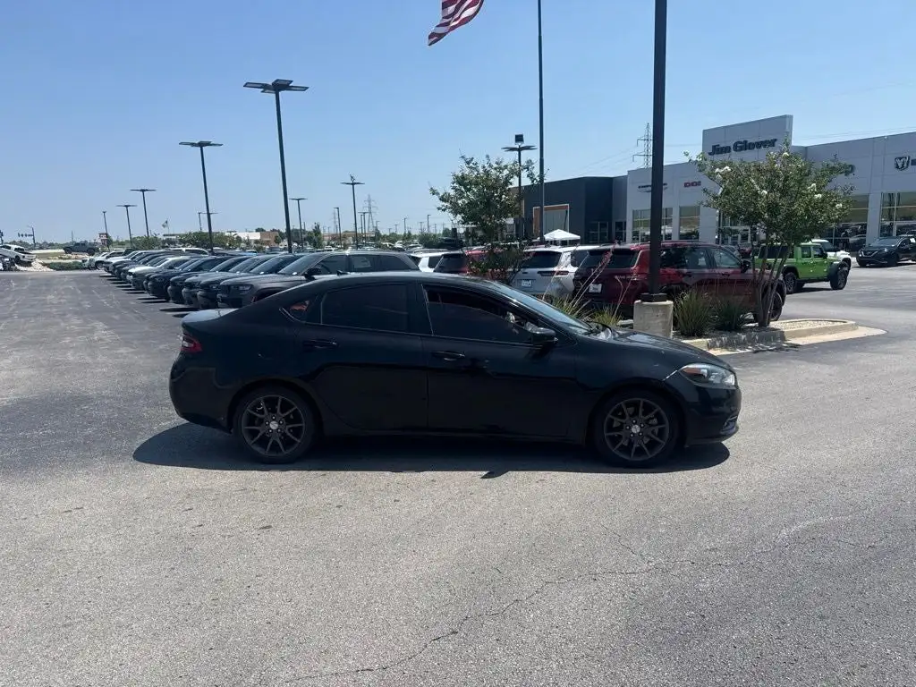 2015 Dodge Dart 2.4 SXT's photo