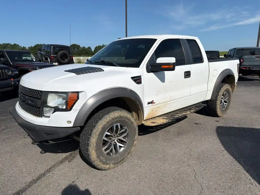 2010 Ford F-150 SVT Raptor 4x4 SuperCab 133-in Styleside's photo
