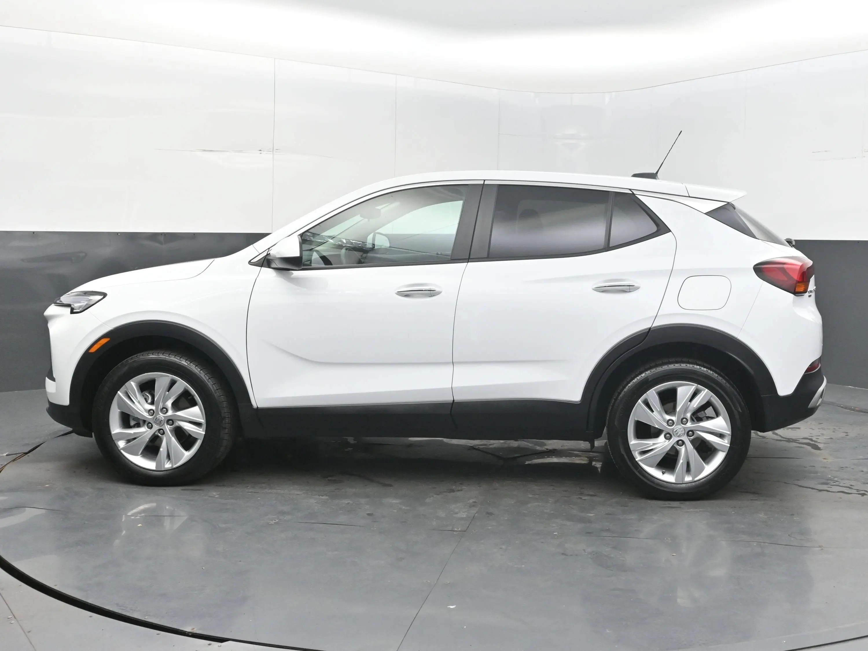 2025 Buick Encore GX Preferred AWD photo 5