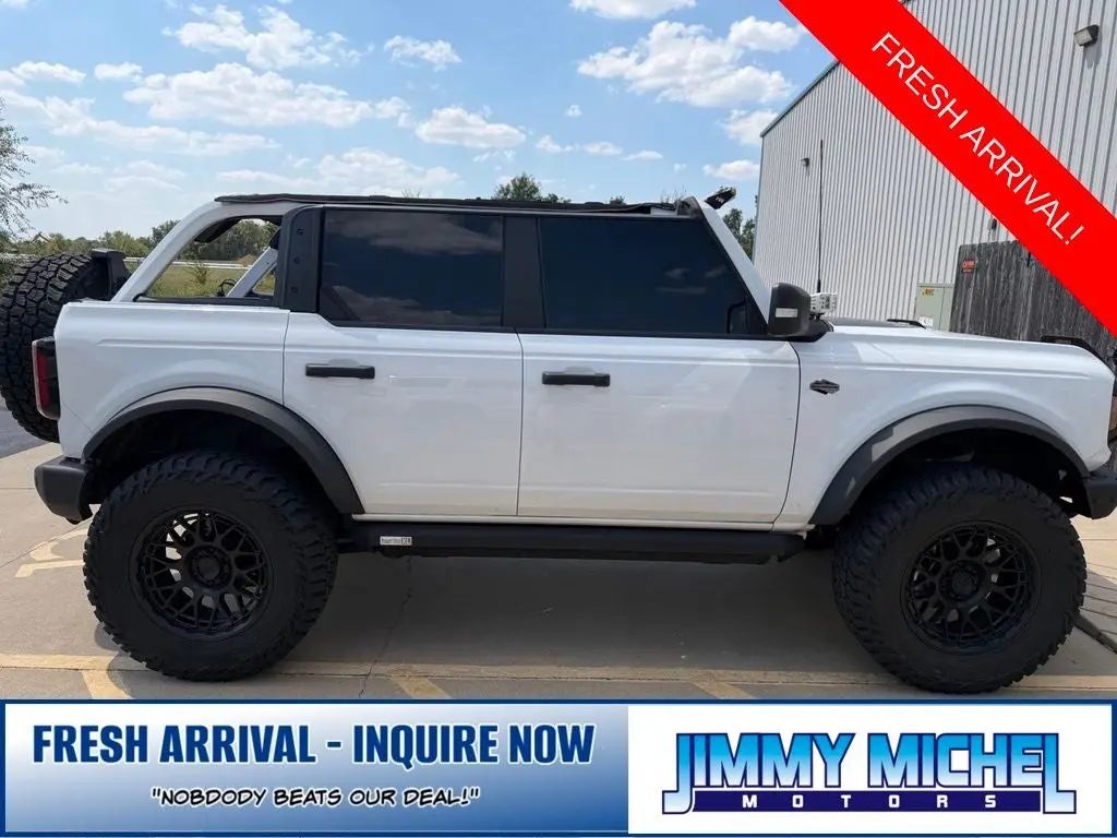 2022 Ford Bronco Wildtrak 4WD photo 4