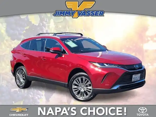 2024 Toyota Venza XLE Hybrid AWD's photo