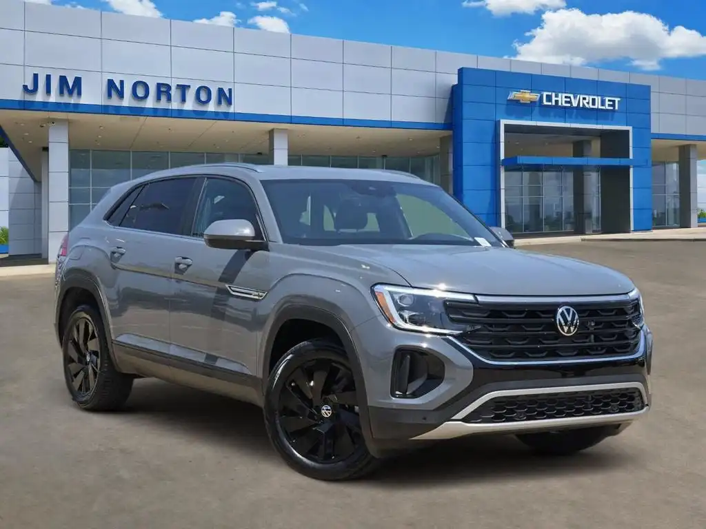 2026 Volkswagen Atlas Cross Sport 2.0T SE w/Tech 4MOTION's photo
