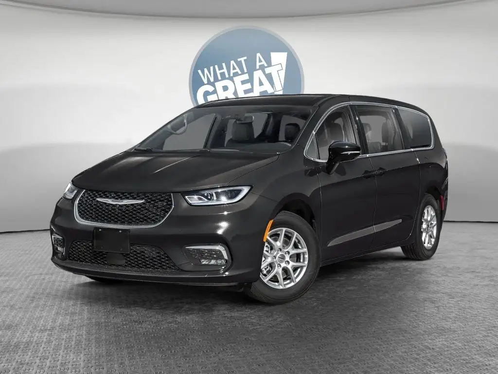 2025 Chrysler Pacifica Select AWD photo 1