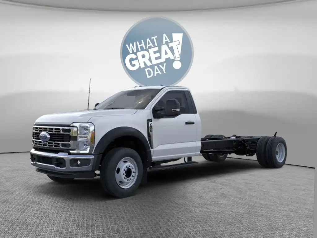 2026 Ford F-600 XL Regular Cab 205-In DRW's photo