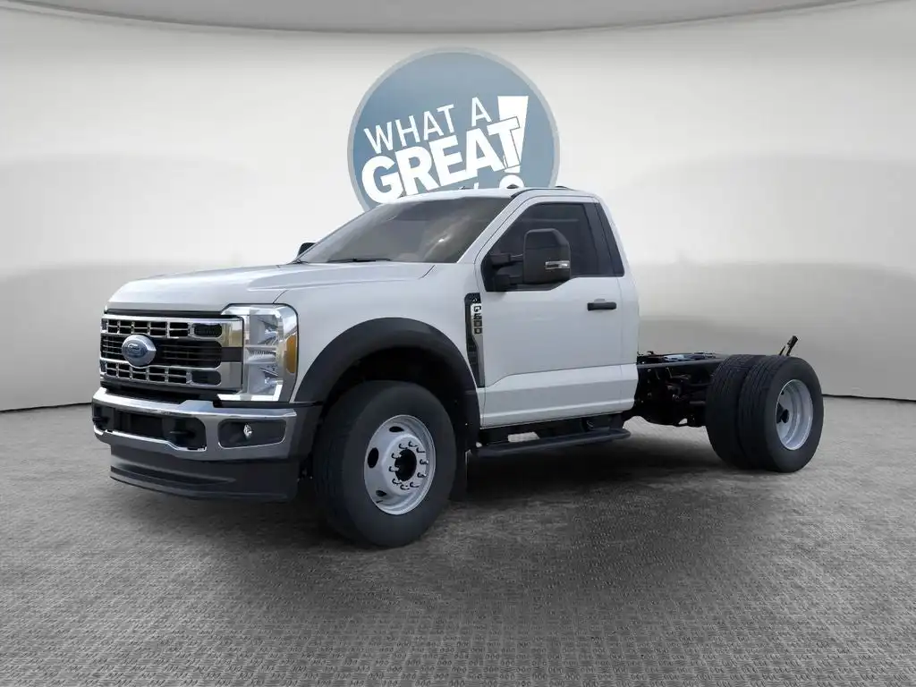 2026 Ford F-600 XL 4WD Regular Cab DRW 145 in's photo