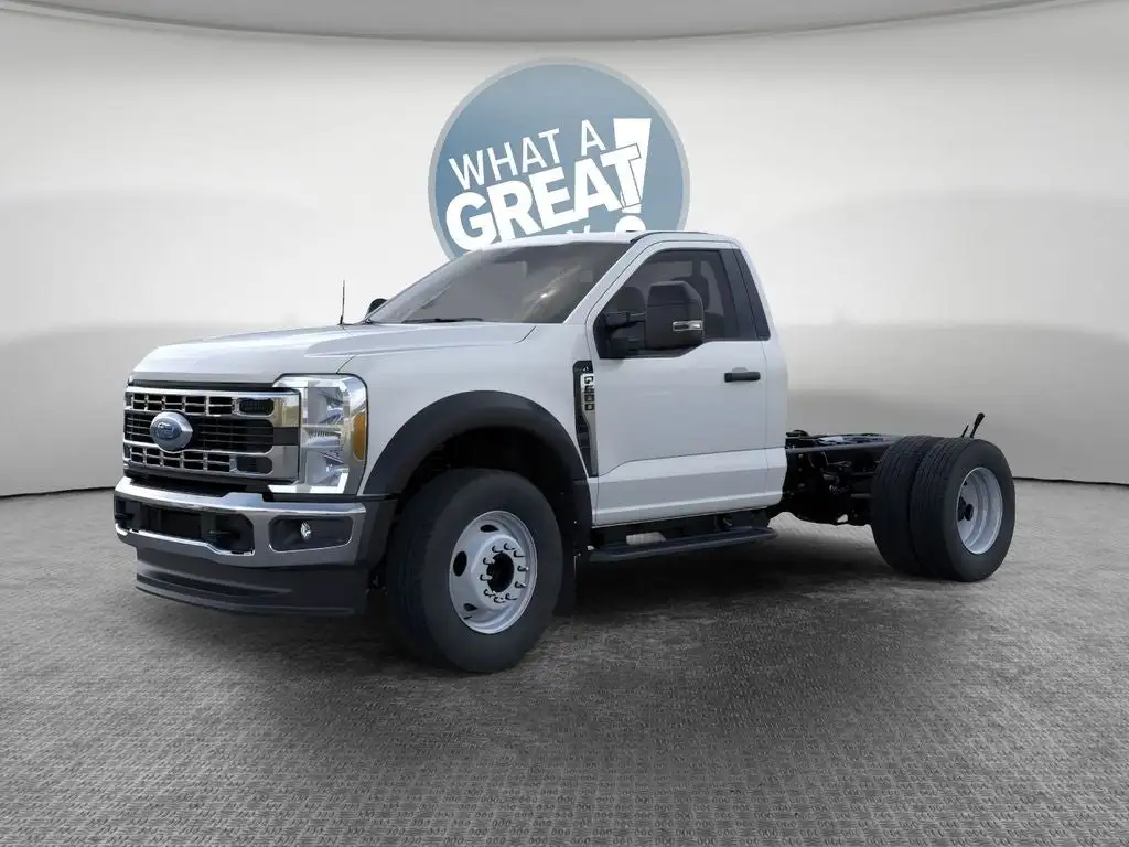 2026 Ford F-600 XL 4x4 Regular Cab 145-In DRW's photo