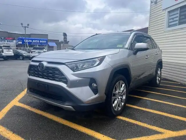 2019 Toyota RAV4 Limited AWD's photo