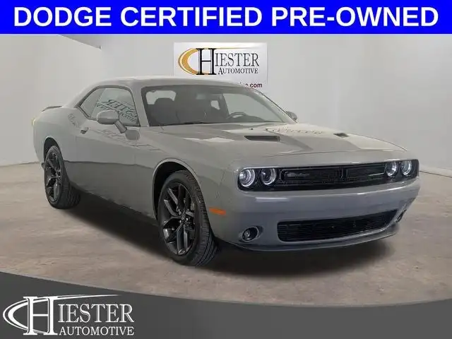2023 Dodge Challenger SXT Auto's photo