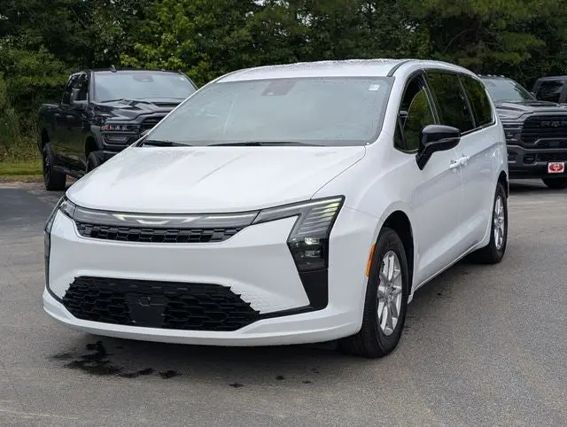 2027 Chrysler Pacifica Select photo 4