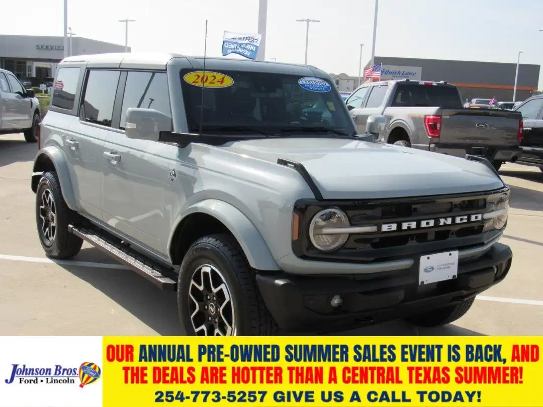 2024 Ford Bronco Outer Banks 4x4's photo
