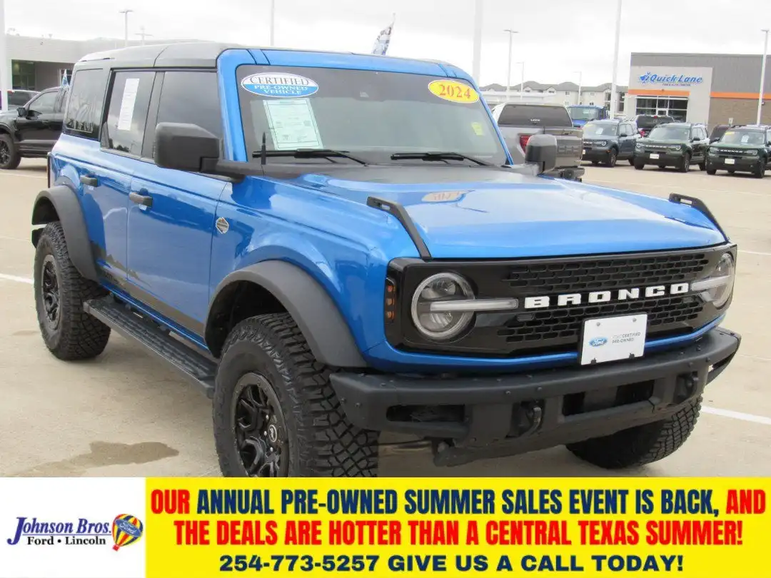 2024 Ford Bronco Wildtrak 4x4's photo