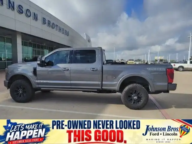2022 Ford F-250 Lariat 4WD Crew Cab 6-3/4' Box's photo
