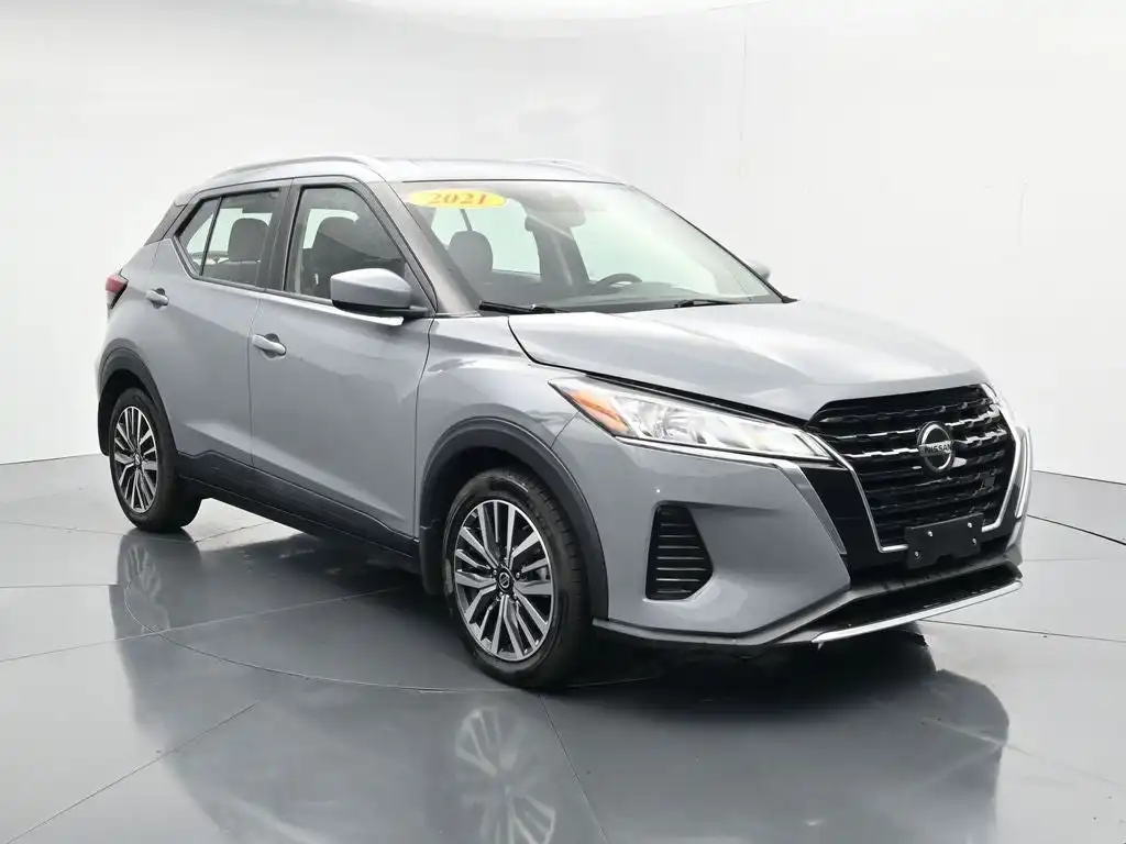 2021 Nissan Kicks 1.6 SV's photo
