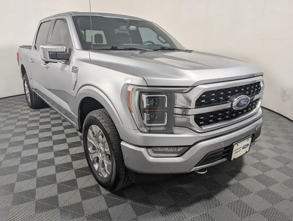 2022 Ford F-150 Platinum 4x4 SuperCrew 5-1/2 Box's photo