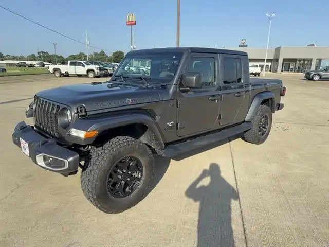 2023 Jeep Gladiator Texas Trail's photo