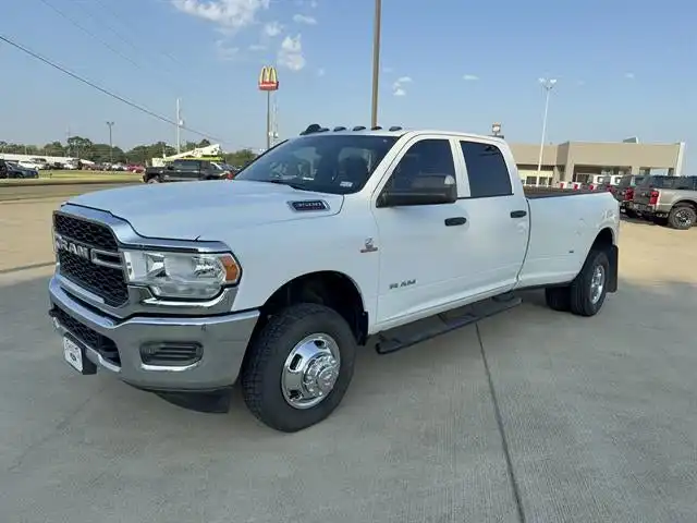 2021 RAM 3500 Tradesman 4WD Crew Cab LWB's photo