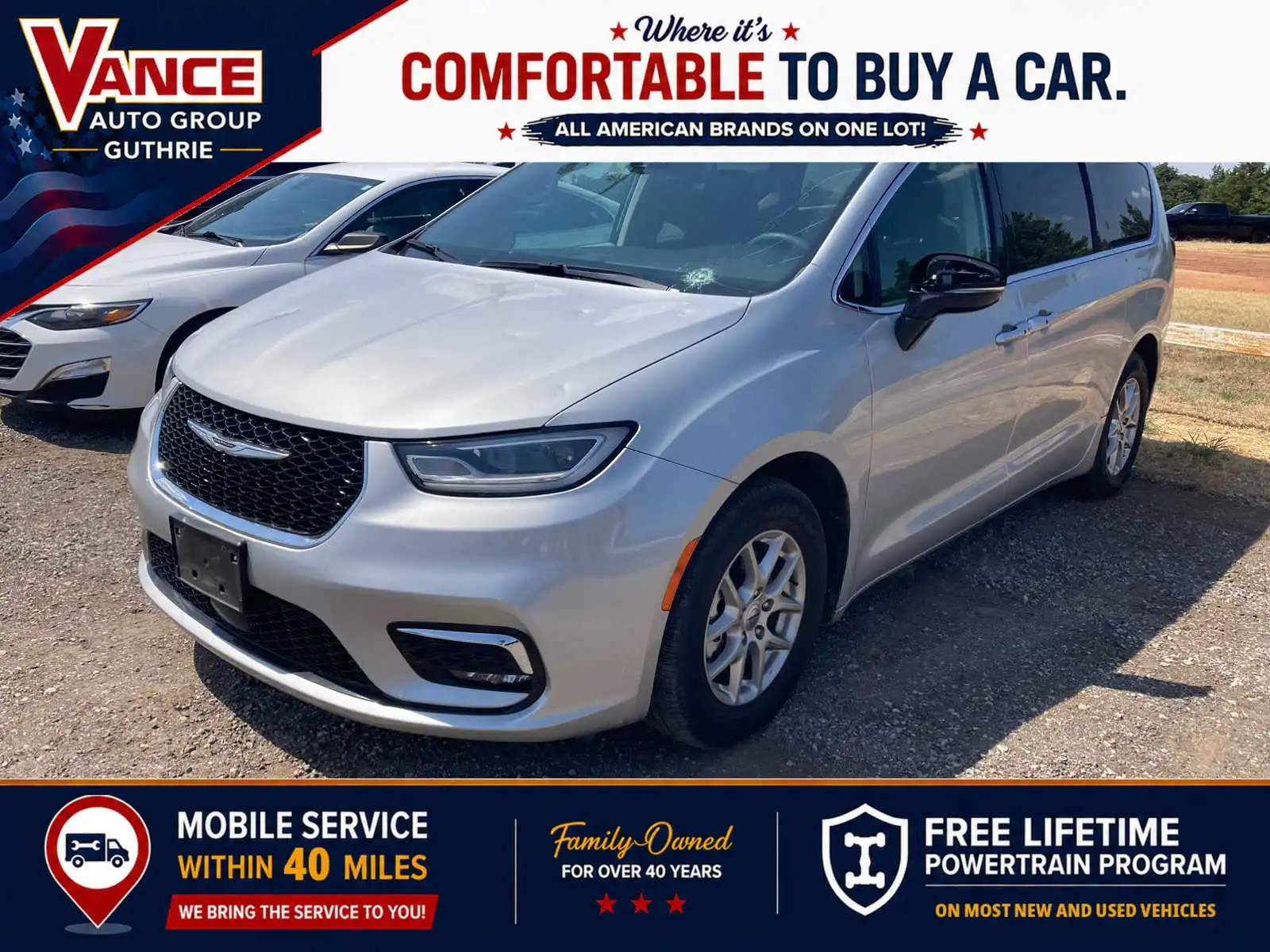 2024 Chrysler Pacifica Touring L's photo
