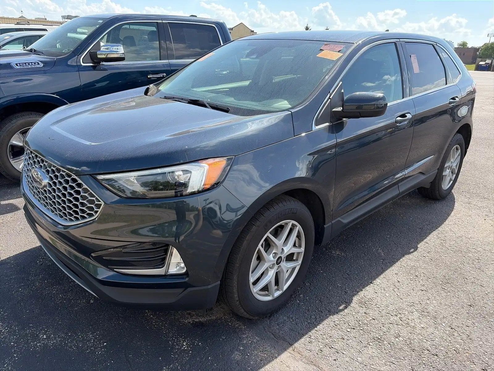 2024 Ford Edge SEL AWD's photo