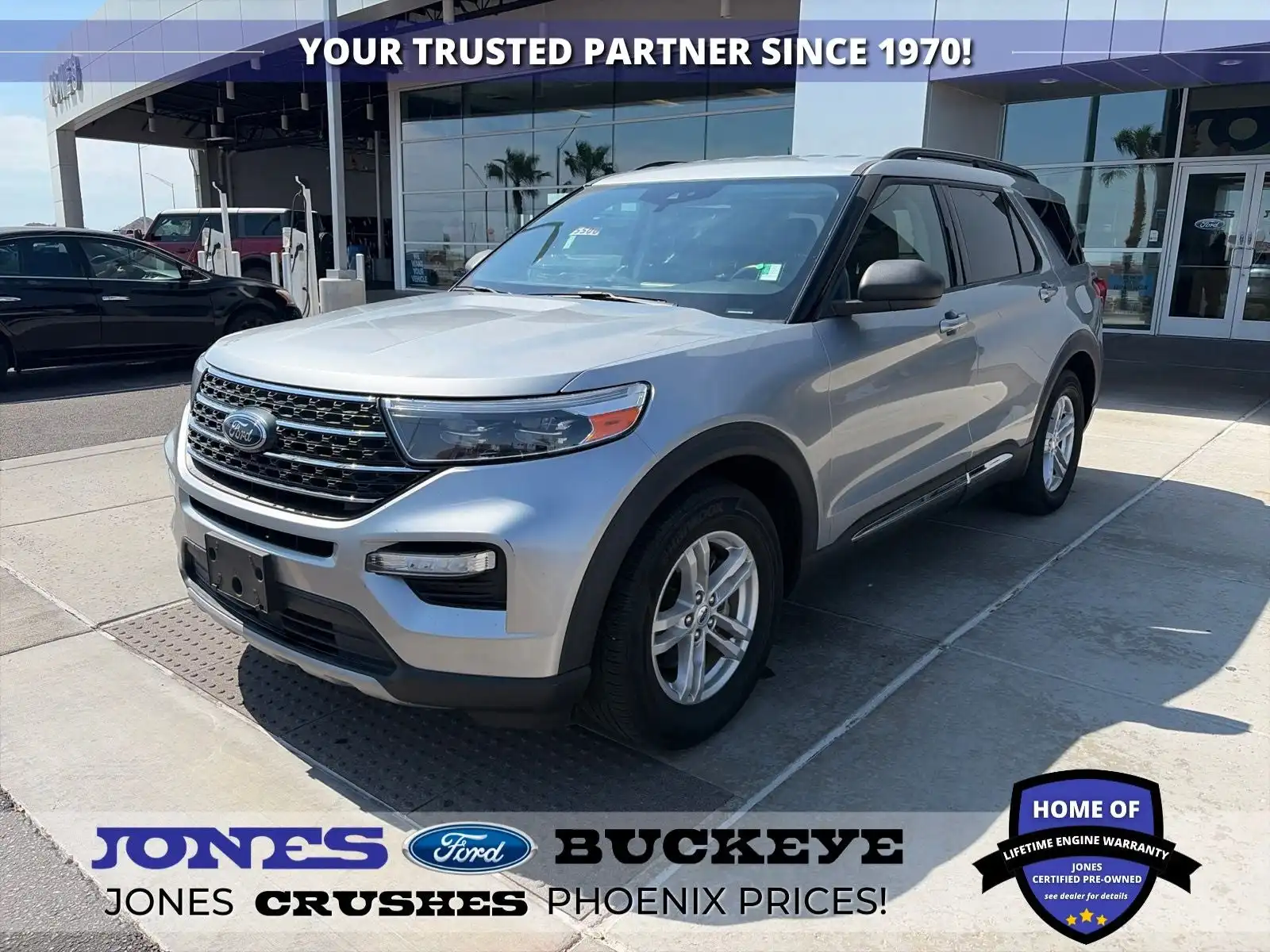 2023 Ford Explorer XLT RWD's photo
