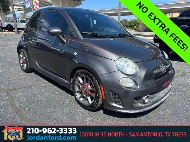 2015 FIAT 500 Abarth's photo