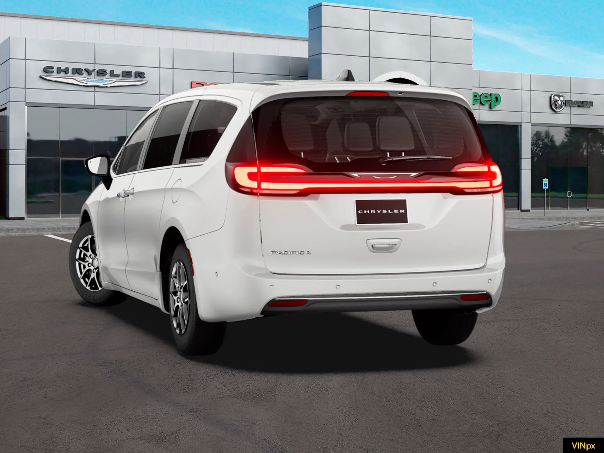 2027 Chrysler Pacifica Select photo 5