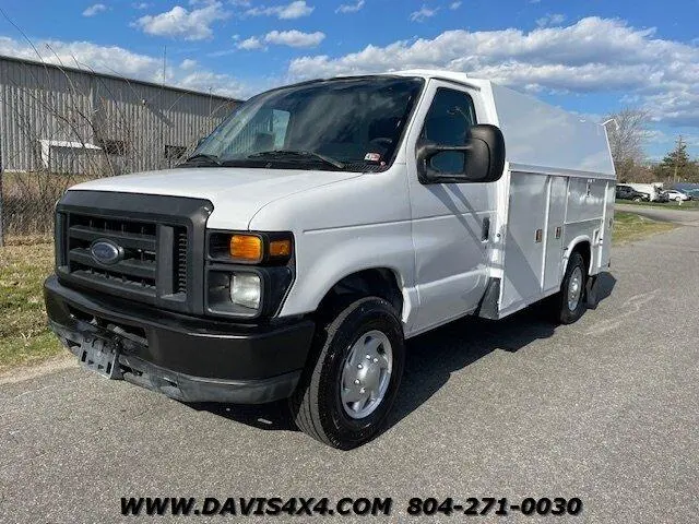2011 Ford E-Series undefined photo 5