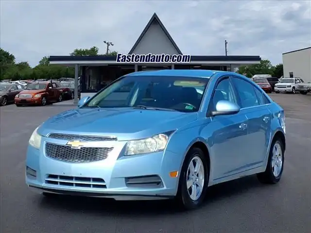 2012 Chevrolet Cruze 1LT Sedan 4-Door's photo