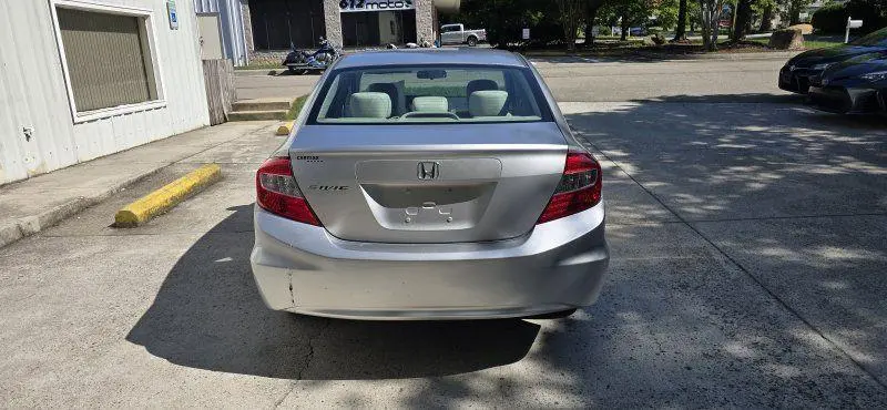 2012 Honda Civic LX Auto photo 4