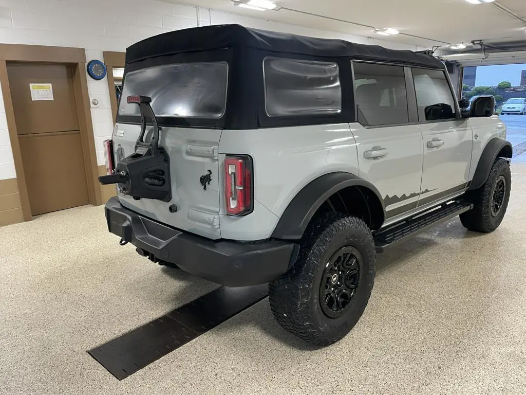 2021 Ford Bronco Wildtrak 4x4 photo 3