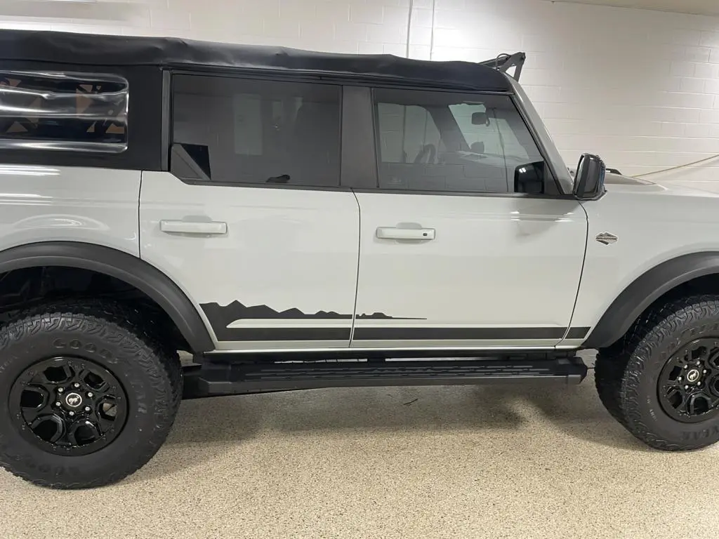 2021 Ford Bronco Wildtrak 4x4 photo 4