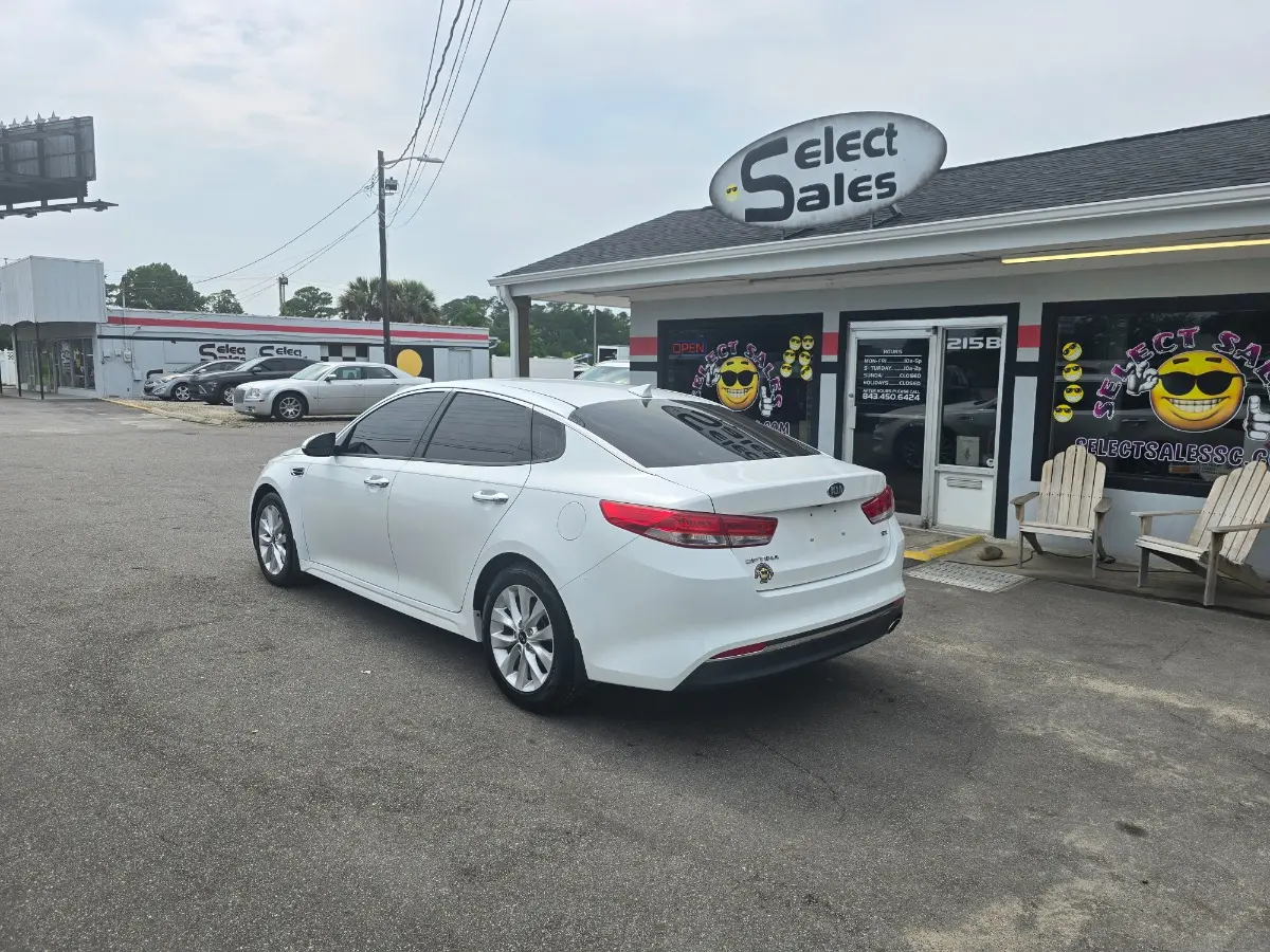 2016 Kia Optima EX AT photo 4