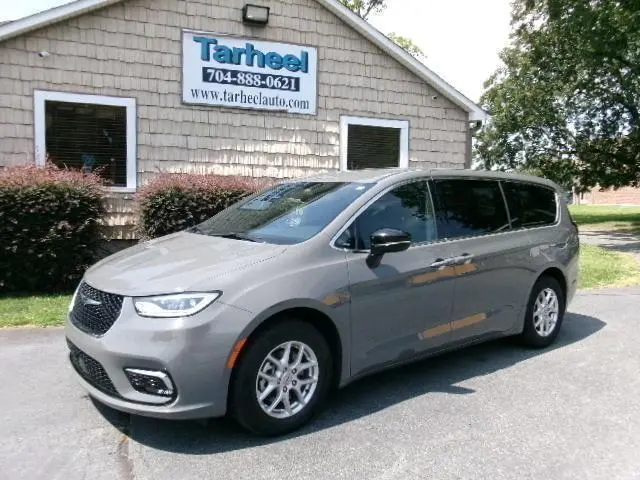 Vehicle Image 2